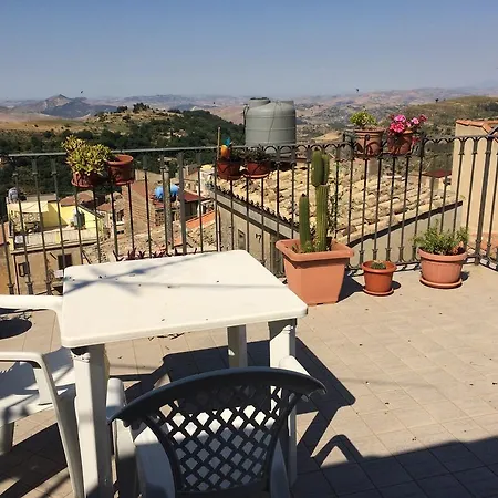 Sicily Center -calascibetta,enna- Guest house